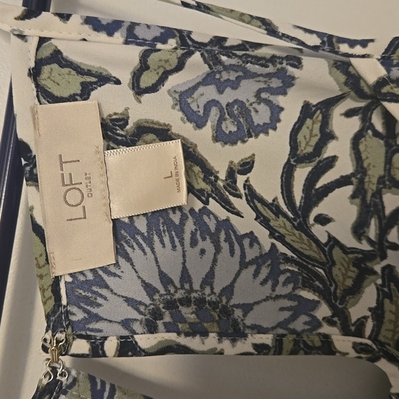 LOFT Blue and Green Floral Tank Top - Picture 3 of 4